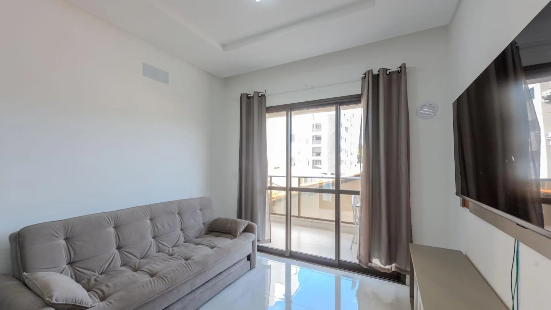 Comfort And Mountain View 고베르나도르 셀소 하모스 아파트